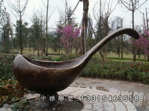 铜雕公园景观装饰勺子