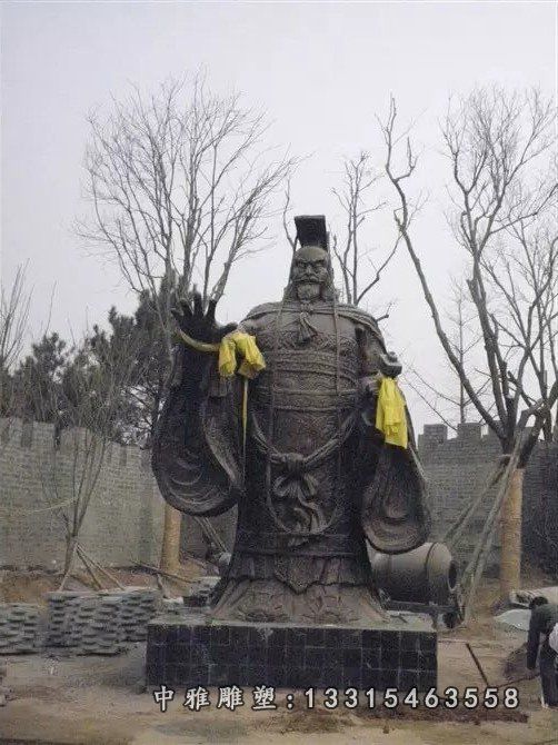 秦始皇铜像，广场铜雕