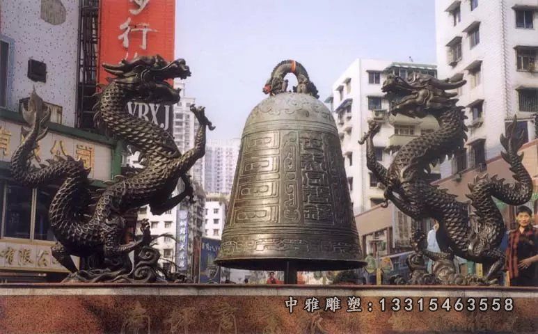 安顺市城市古代铜钟铜雕