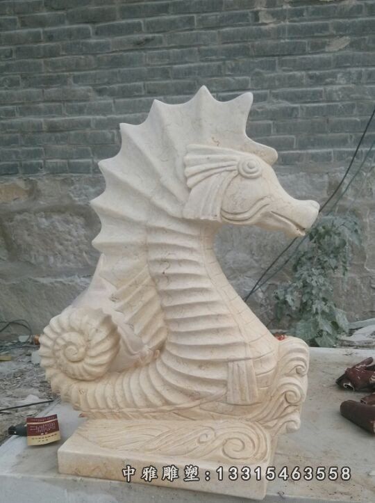 贵阳市广场动物喷泉石雕