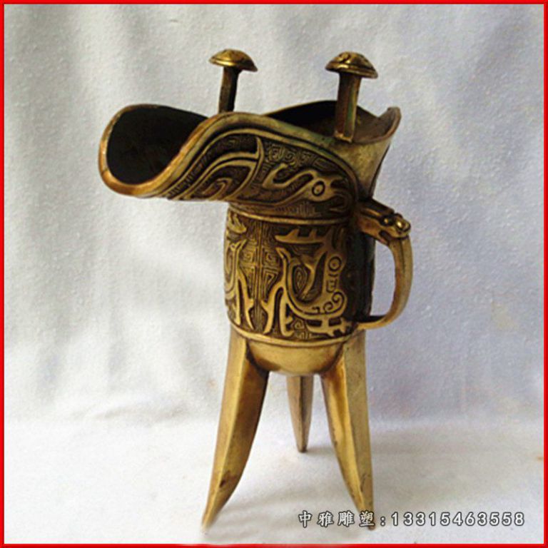 铜雕酒樽，古代喝酒仪器
