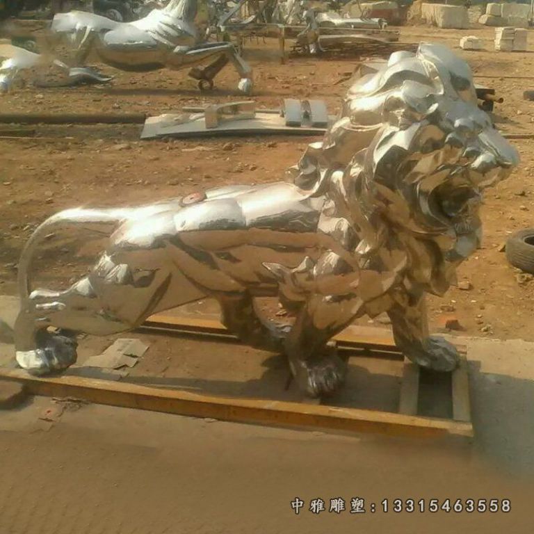 不锈钢动物狮子雕塑