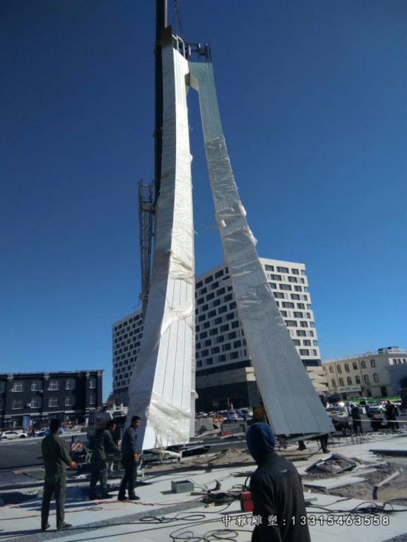 城市大型不锈钢建筑雕塑