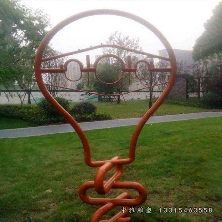 广场抽象不锈钢灯泡雕塑