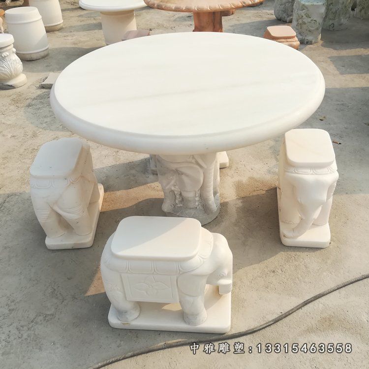 广场圆形桌凳石雕
