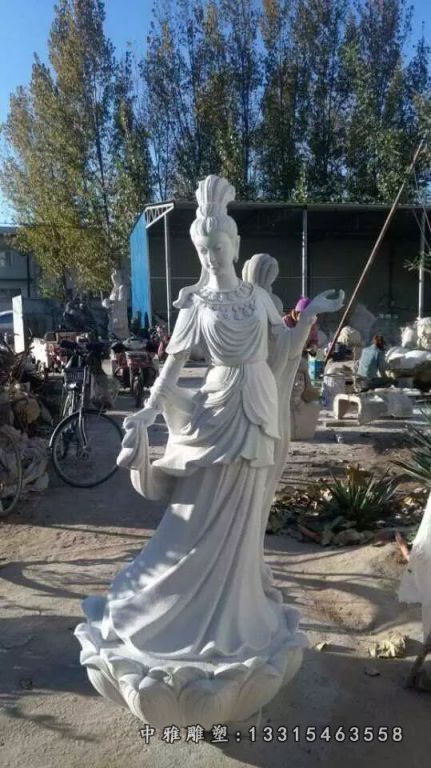 古代神话嫦娥石雕
