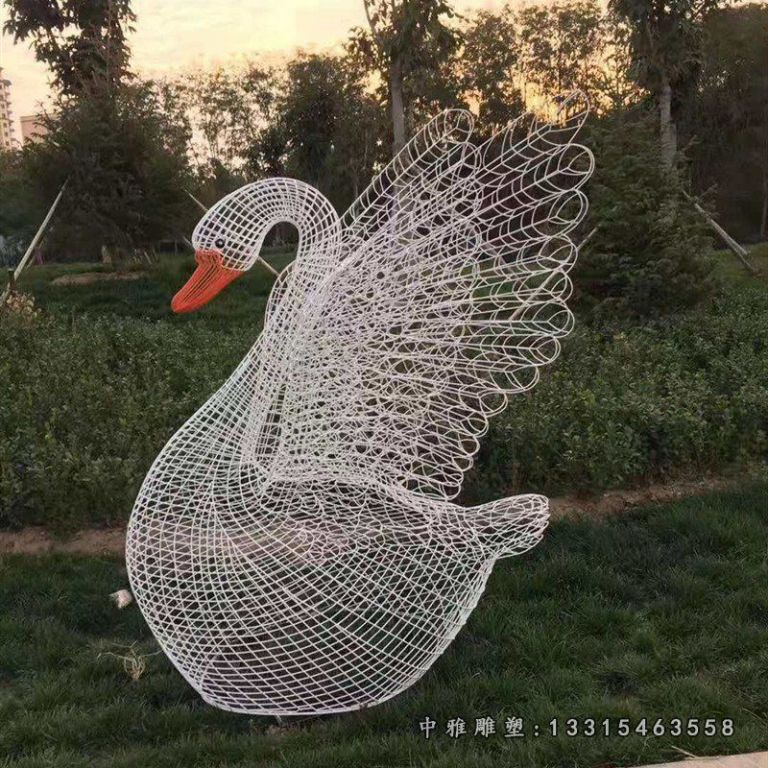 镂空不锈钢动物天鹅雕塑